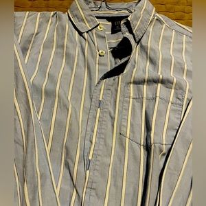 Boys gap extra large size 12, long sleeve, button-down collared shirt